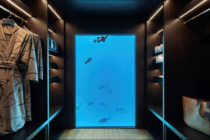 Dormir en un acuario. Foto Conrad Maldives Rangali Island