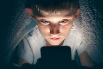 Apuestas online: el revelador dato que contradice lo que se creía de los menores de edad y el juego