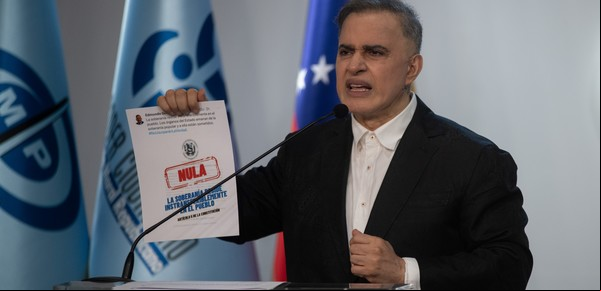 Piden a la Corte Penal internacional que anule el pedido de la justicia chavista de detener a 16 jueces, políticos y fiscales argentinos
