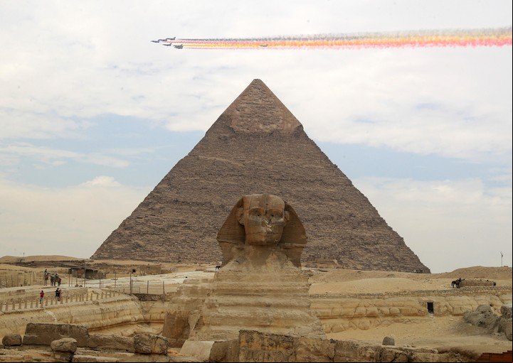 Dice que la tumba y el Arca están debajo de la Gran Pirámide, la más grande de las tres pirámides de Giza (Xinhua).