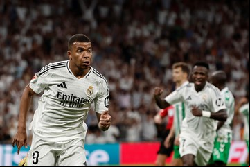 Los galácticos del Real Madrid empiezan a entenderse: doblete de Mbappé con no look  del "ilusionista" Valverde