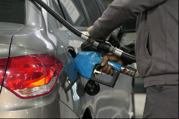 Nafta y gasoil: las rebajas de hasta 30% que dan YPF, Shell, Axion y Puma en febrero 2025