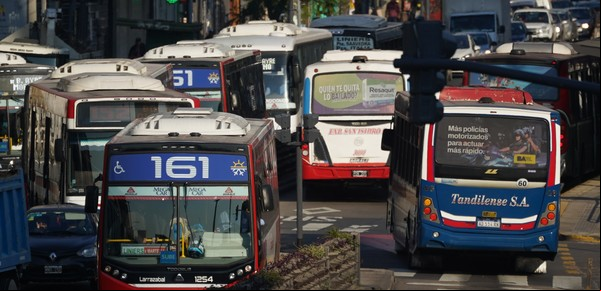 A 48 horas del tercer paro contra Milei: confirman que habrá colectivos y en la CGT temen que la huelga fracase