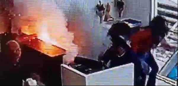 Video: así fue el momento exacto en que explotó el paquete dirigido al presidente de la Sociedad Rural