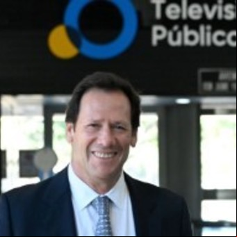 El Gobierno despide a una empleada de la TV Pública y la acusa de “filtrar información”