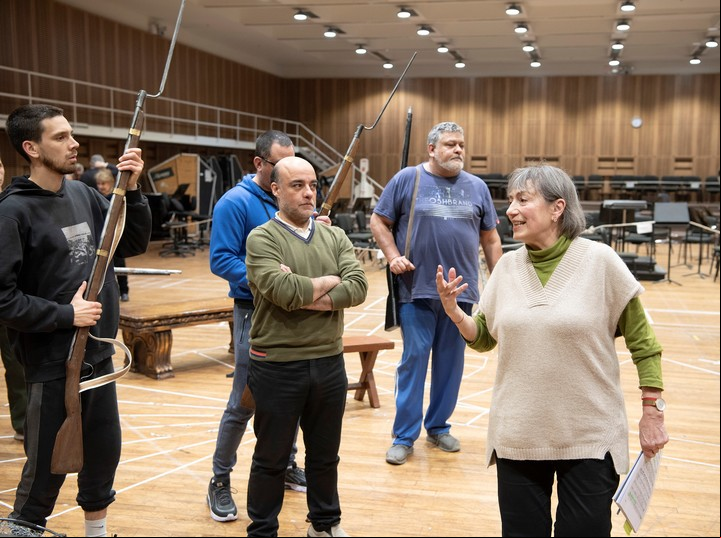 Betty Gambartes en un ensayo de "Aurora". Foto: Arnaldo Colombaroli/ Teatro Colón