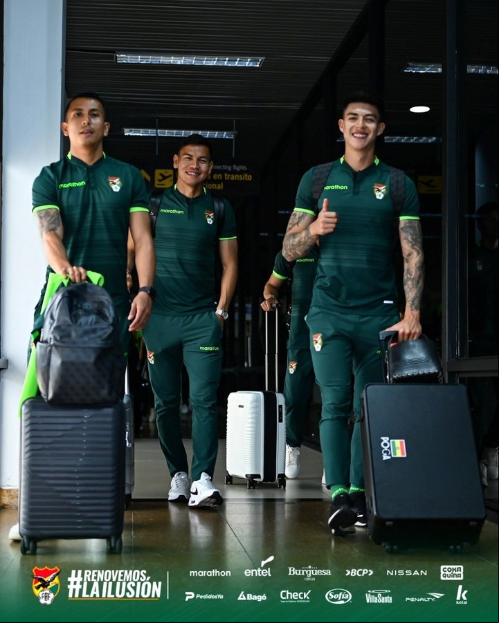 El plantel de Bolivia ya está en la Argentina (@laverde_fbf).