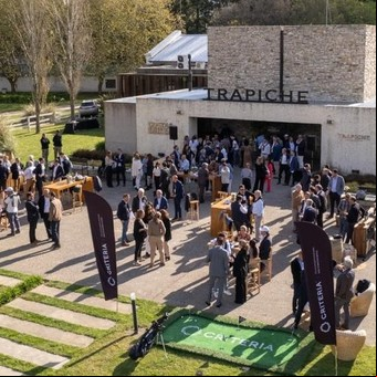 Un llamado para definir la sucesión en Energía y expectativa por la visita de Milei, la intimidad de un almuerzo entre viñedos