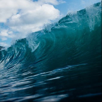 Descubrí el secreto de las olas más largas del mundo: el paraíso del surf en Sudamérica