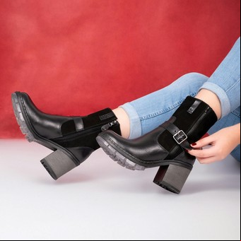 El truco definitivo para guardar los zapatos de invierno hasta el próximo año, según una especialista en orden