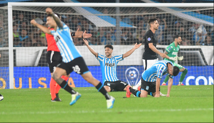 Racing, a la final, es pura alegría. Foto: Marcelo Carroll