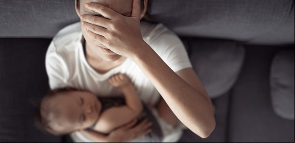 Cómo se vive el “touched out”, cuando sentís que tu cuerpo ya “no te pertenece”: qué hacer