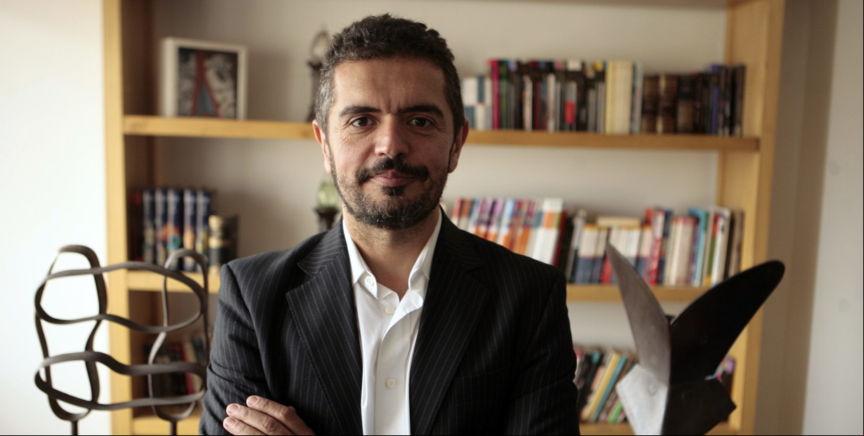 Crónicas del abandono de Leopoldo Brizuela: memorias en carne viva
