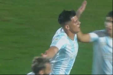 Atlético armó una fiesta en Tucumán y le rompió la ilusión a Huracán que soñaba con llegar a la cima de la Liga Profesional