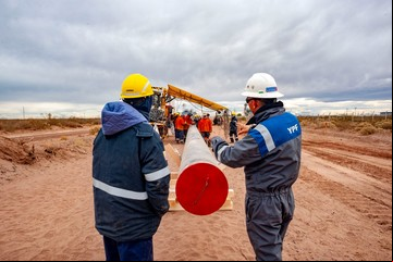 Un rival de Kicillof quiere cobrar un nuevo impuesto al petróleo de Vaca Muerta, contrario al RIGI