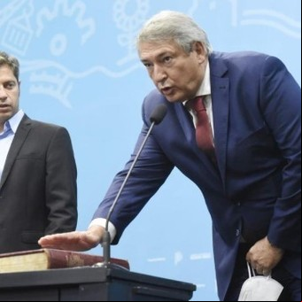 Renunció el ministro de Axel Kicillof acusado por corrupción y lo reemplaza otro hombre de Sergio Massa 