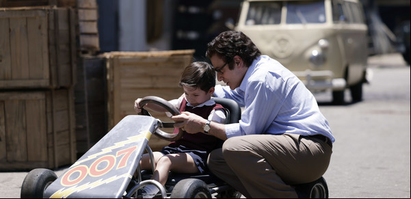 En medio del boom de Franco Colapinto, el streaming se pobló de series sobre el automovilismo, con "Senna" a la cabeza