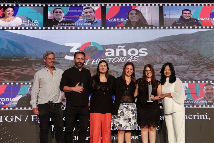 El equipo de TGN (De izquierda a derecha): Marcelo Campitelli y Cristian Holzmann de Egoland, Marina Modera, Fiorella Laurenza, Mariana Araujo y Adriana Shimabukuro.