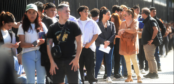 Subió el desempleo en un año: fue 6,4% en el cuarto trimestre de 2024