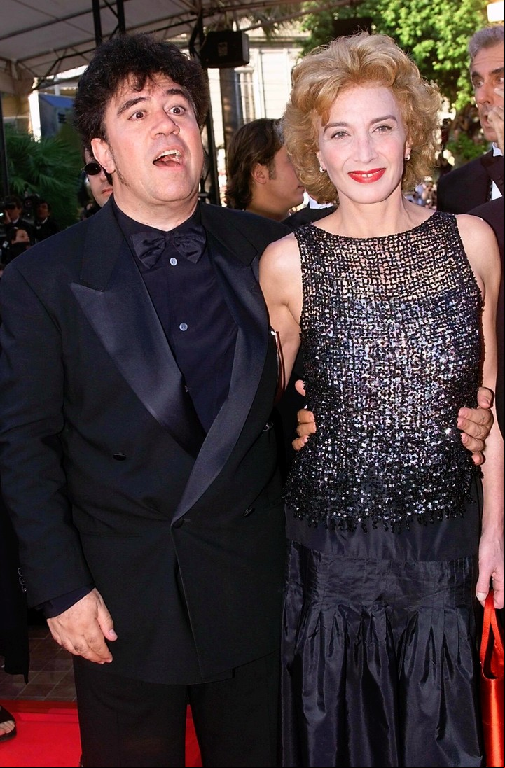 Pedro Almodóvar y Marisa Paredes, en el Festival de Cannes. Foto:AFP