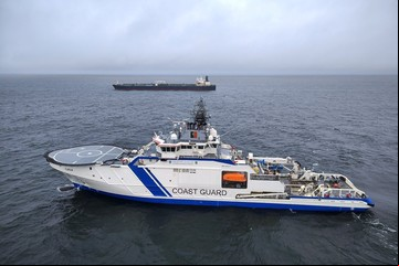 Finlandia investiga a un buque procedente de Rusia por sospechas de sabotaje de cable de electricidad submarino que la conecta con Estonia