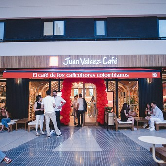 Por qué la marca colombiana Juan Valdez Café eligió a Argentina para su local más grande del mundo 