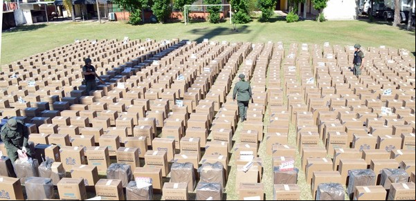 Decomisan un camión con más de 500 mil atados de cigarrillos que pretendían ingresar de contrabando por Formosa: el valor estimado es de $780 millones