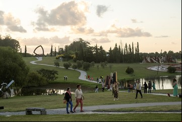 "Uruguay puede ser la Suiza de Latinoamérica para el arte" 