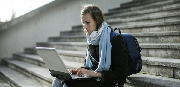 Emigrar siendo estudiante: este país ofrece becas para jóvenes, cuáles son los requisitos y cómo aplicar