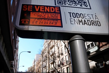 Por la crisis de la vivienda, España ordena a Airbnb bloquear cerca de 66.000 alojamientos de vacaciones