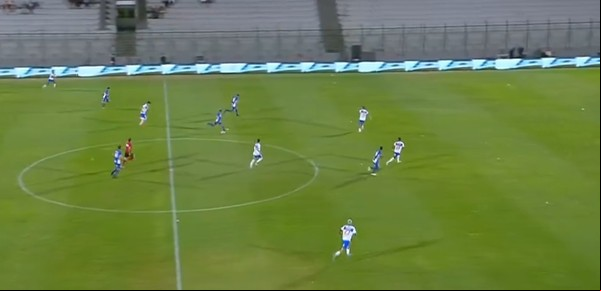 La magia del 'Pulga' Rodríguez sigue intacta: a los 40 años clavó un golazo desde mitad de cancha en un amistoso en Uruguay