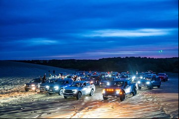 Off-road y el mejor atardecer de Pinamar: así es la impactante travesía que desafía los médanos con la Raza Fuerte