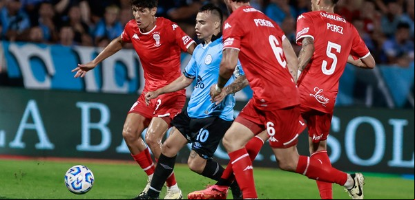 Belgrano pegó primero y de la mano de Zelarayan promete pelear arriba, pero Huracán reaccionó a tiempo y se llevó un valioso empate