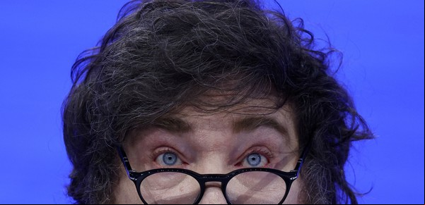 Maniobras rápidas, pérdidas millonarias y la llamativa justificación presidencial: qué hay detrás del escándalo de la criptomoneda $LIBRA que promocionó Milei