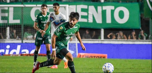 Sarmiento y Godoy Cruz no pudieron salir de pobres, dejaron sus arcos en cero y repartieron puntos en Junín