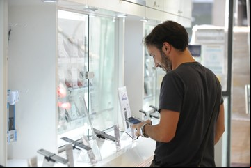 Menos impuestos y más importados: bajaron hasta 34% los precios de la electrónica y de los electrodomésticos
