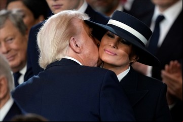 Este es el perfume favorito de Melania Trump: su fragancia es la preferida de la Familia Real Británica