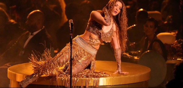 El impactante show de Shakira en los Premios Grammy 2025