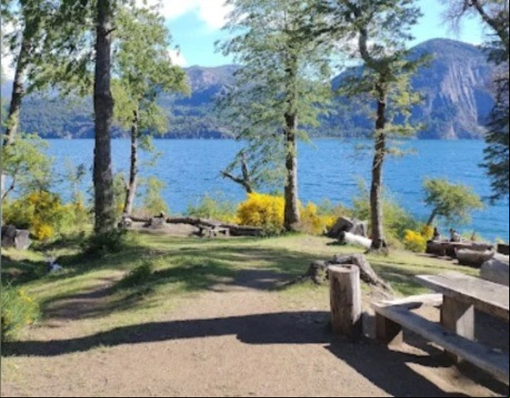 Se puede pasar el día y acampar. Nadar y andar en Kayak y, disfrutar de un pic-nic a la sombra de los árboles. Foto: Agencia Noticias Argentinas.