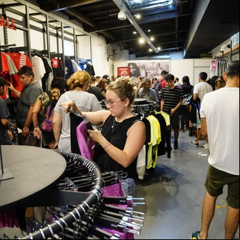 Re Outlet en La Rural de Palermo: horarios, marcas y ofertas del nuevo shopping en CABA