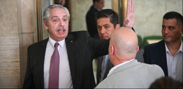 Causa Seguros: inhibieron otra vez los bienes de Alberto Fernández, de su amigo Martínez Sosa y de su ex secretaria María Cantero