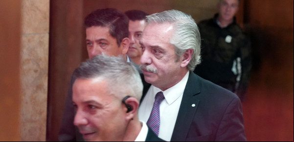 Alberto Fernández quedó a un paso de ir a juicio oral por lesiones físicas y maltrato psicológico sobre Fabiola Yañez