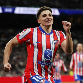 Atlético de Madrid gozaba con la fantasía de Julián Álvarez, pero Real Madrid lo empató con la vehemencia de Mbappé