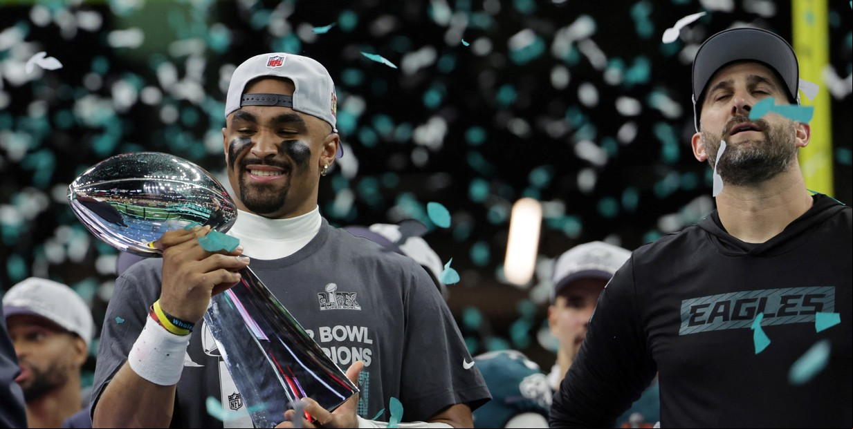 Super Bowl LIX: Philadelphia Eagles le dio una paliza a Kansas City Chiefs ante la mirada de Messi y Trump y tras una feroz silbatina para Taylor Swift
