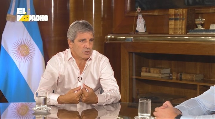 Luis Caputo fue entrevistado en el streaming oficialista Carajo.