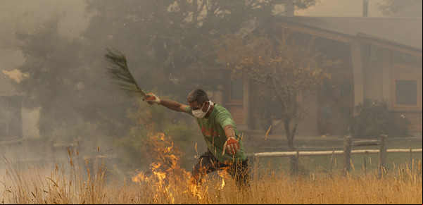 Fuego en El Bolsón: las 7 claves de un incendio devastador que se puede repetir