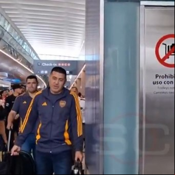 Boca, rumbo a Perú para el debut en la Copa Libertadores: Riquelme viajó con el plantel, que sufrió otra baja de último momento