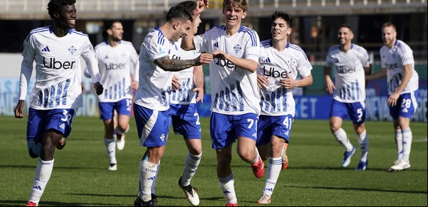 Nico Paz y un golazo para rescatar al Como: la clavó en el ángulo en el histórico triunfo ante Fiorentina