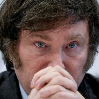 "Antes de la tormenta": la encuesta que mira el círculo rojo y es lapidaria con Javier Milei