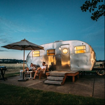 Este pueblito bonarense tiene un camping a la vera del Río Salado: cuál es y cómo visitarlo